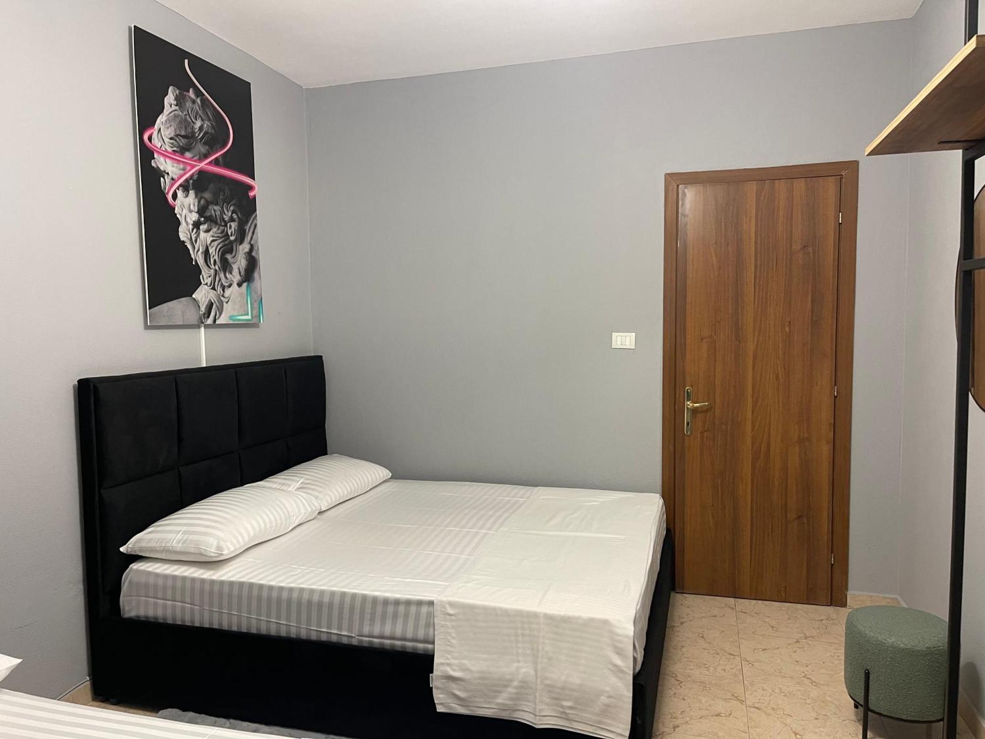 Super House 2 Blloku - 3 Rooms Tiranë Ngoại thất bức ảnh