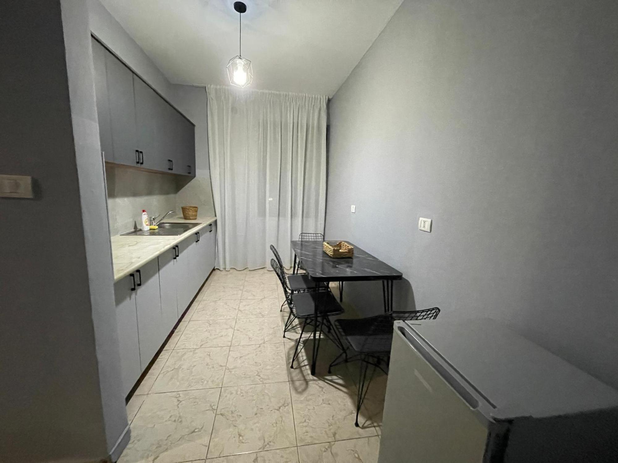 Super House 2 Blloku - 3 Rooms Tiranë Ngoại thất bức ảnh